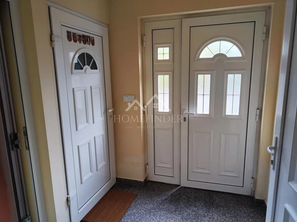 House - Sesvete, 208m2