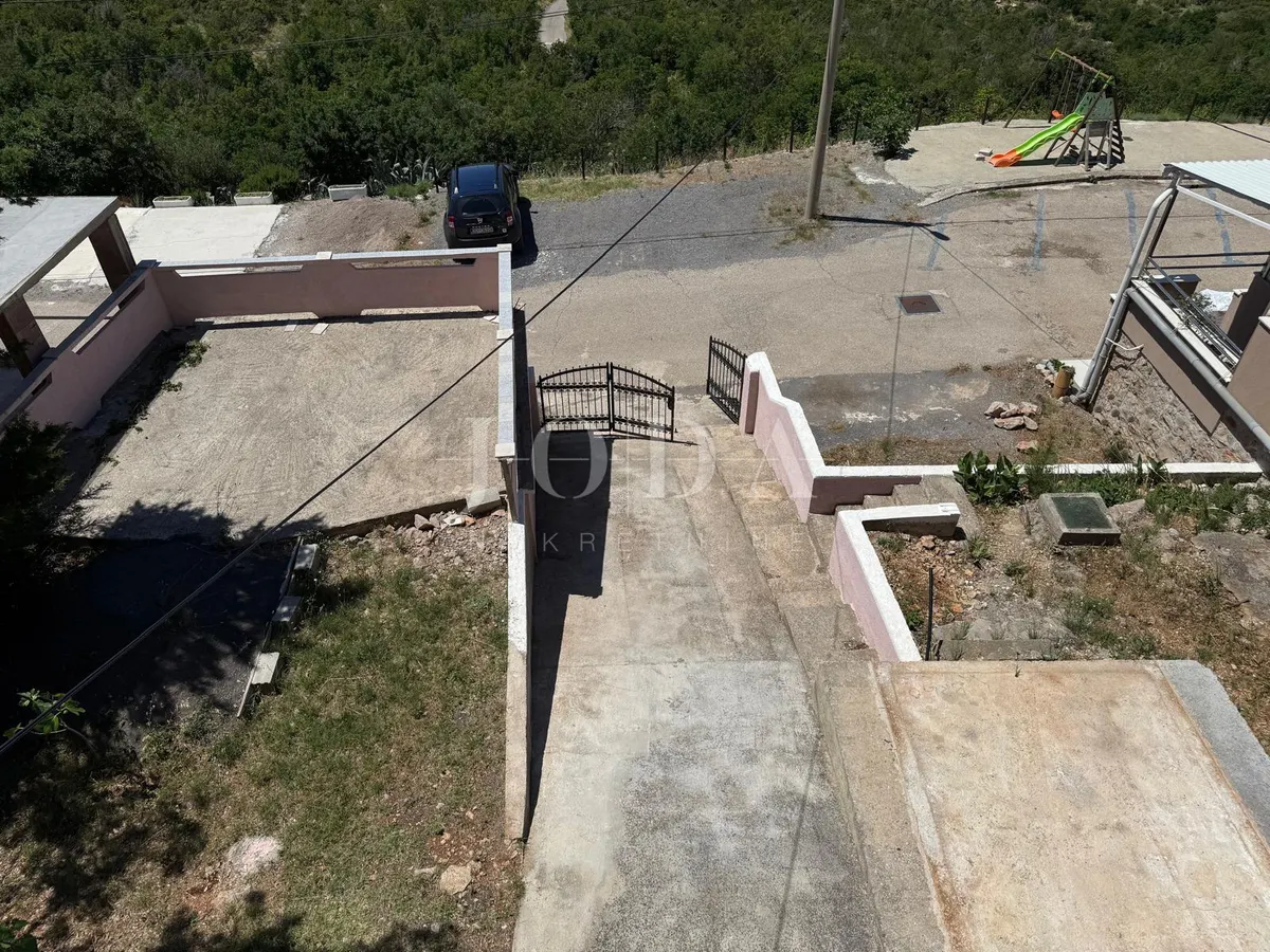 Kuća - Senj, 140m2
