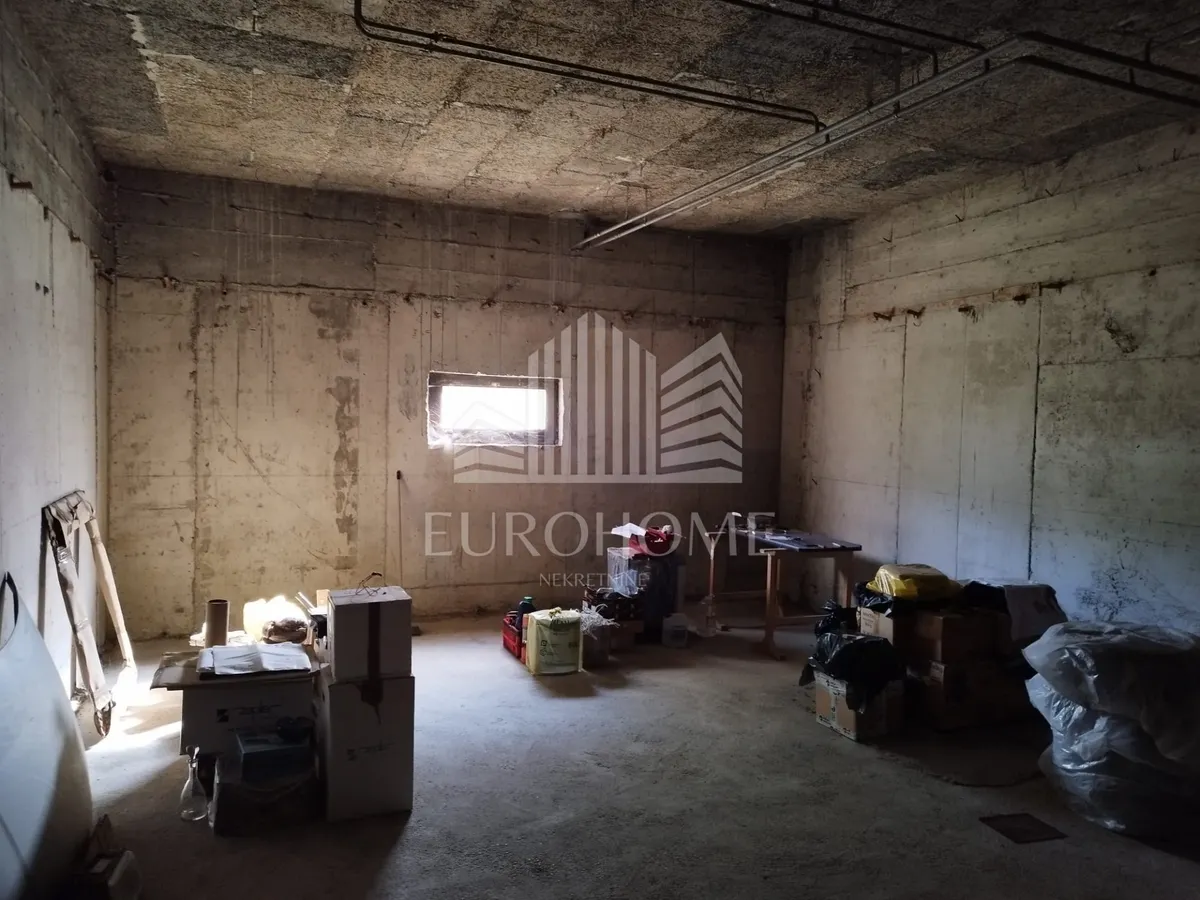 Commercial Space - Stenjevec, 53.4m2