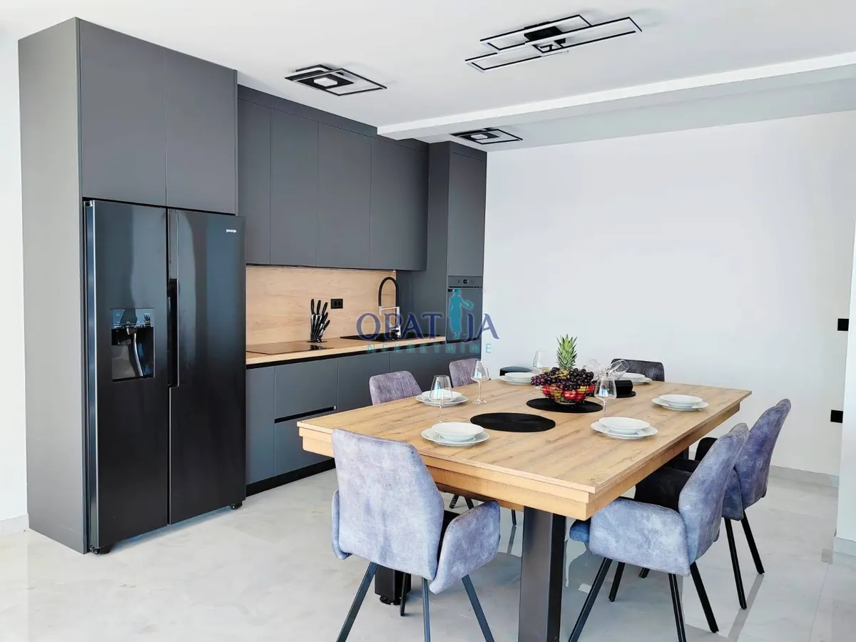 House - Lovran, 93m2