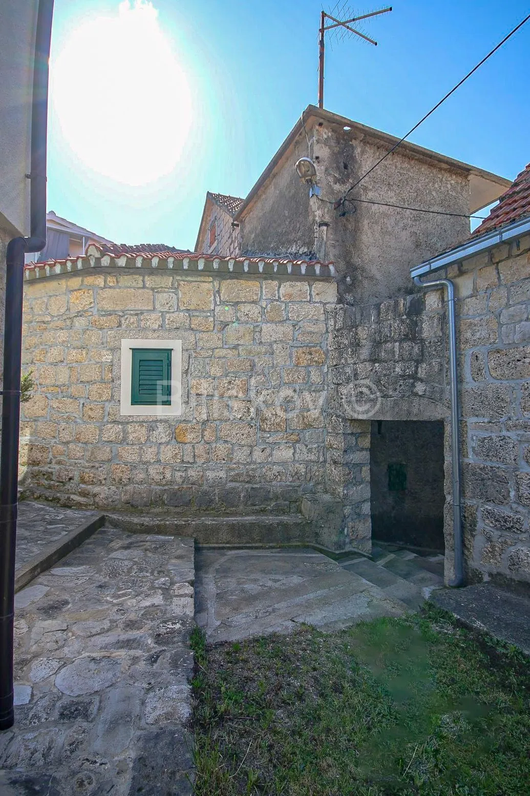 Kuća - Solin - Okolica, 195m2