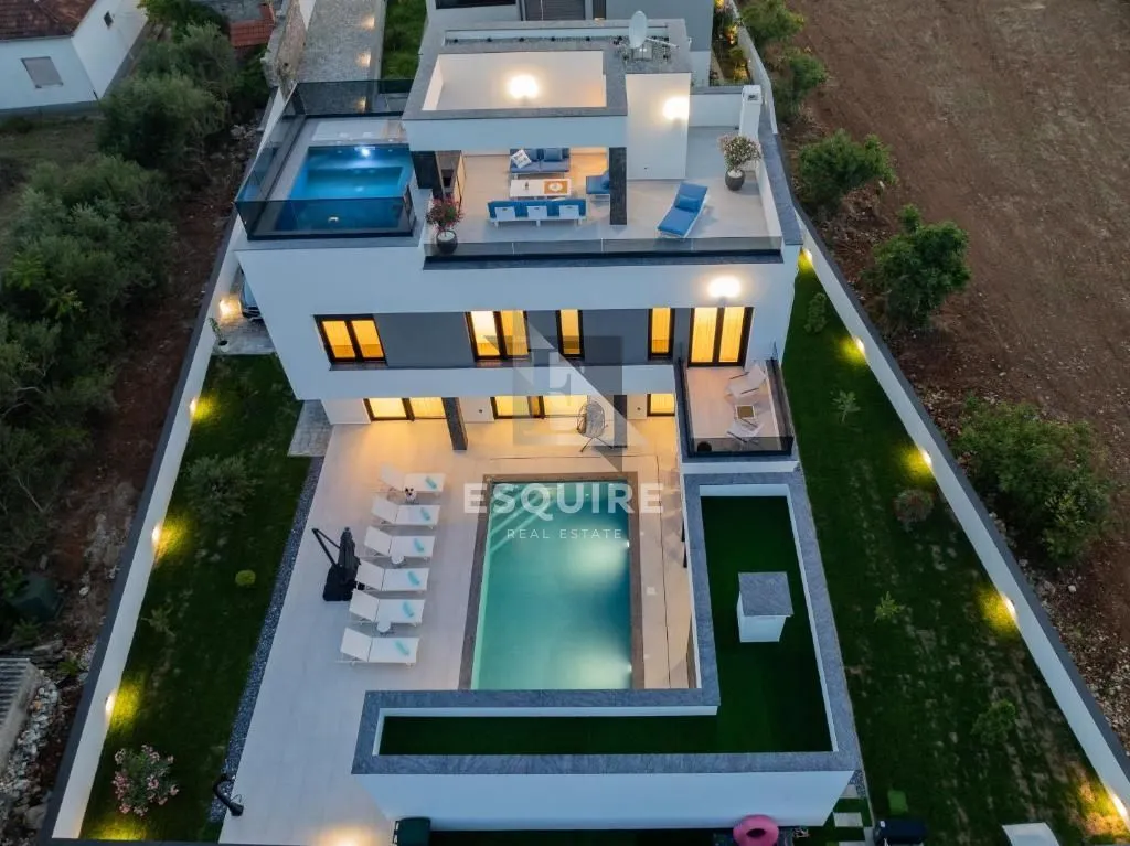 House - Nin, 234m2