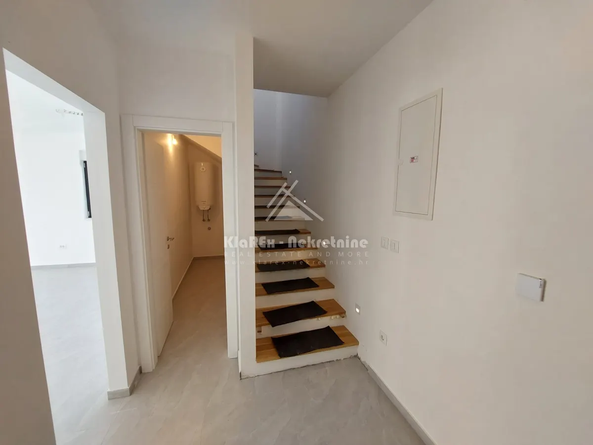 Stan - Vodice, 115.56m2