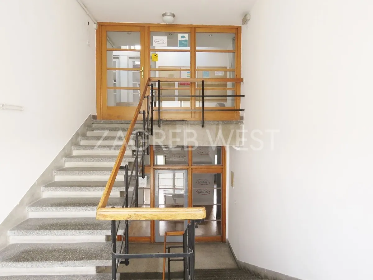 Poslovni Prostor - Ulica Andrije Hebranga, Zagreb, 225m2