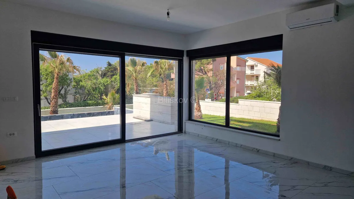 House - Novalja, 220m2