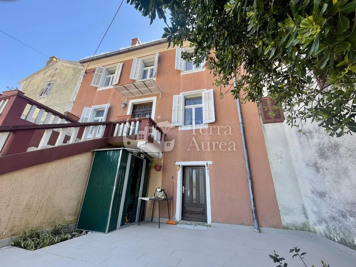 Kuća - Malinska-Dubašnica, 150m2