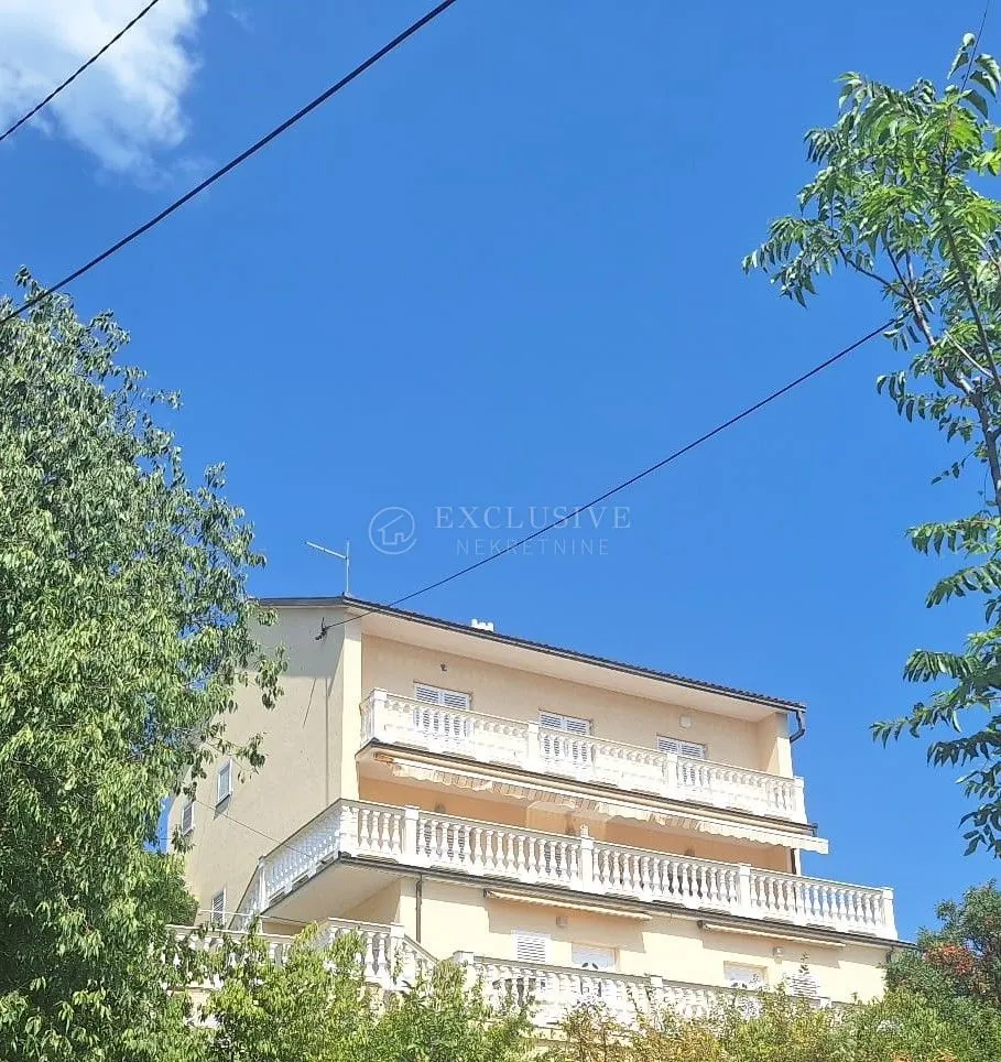 House - Crikvenica, 350m2