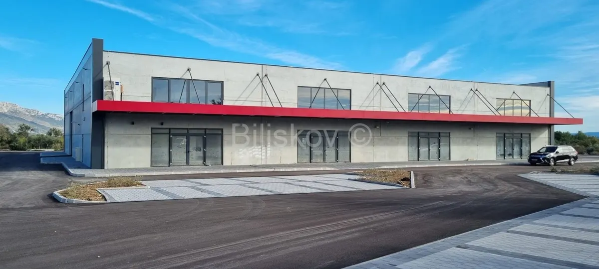 Poslovni Prostor - Trogirska cesta, Trogir - Okolica, 2000m2