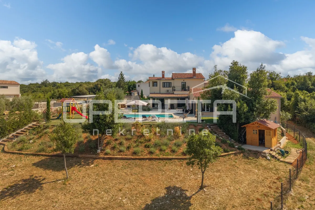 House - Labin, Labin, Labin, 273m2