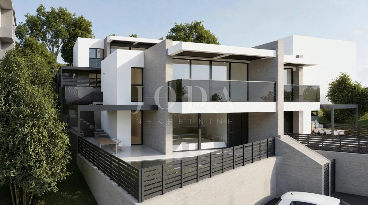 House - Crikvenica, 180m2
