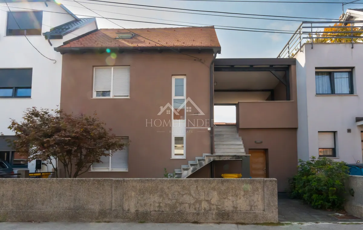 Kuća - Peščenica - Žitnjak, 180m2