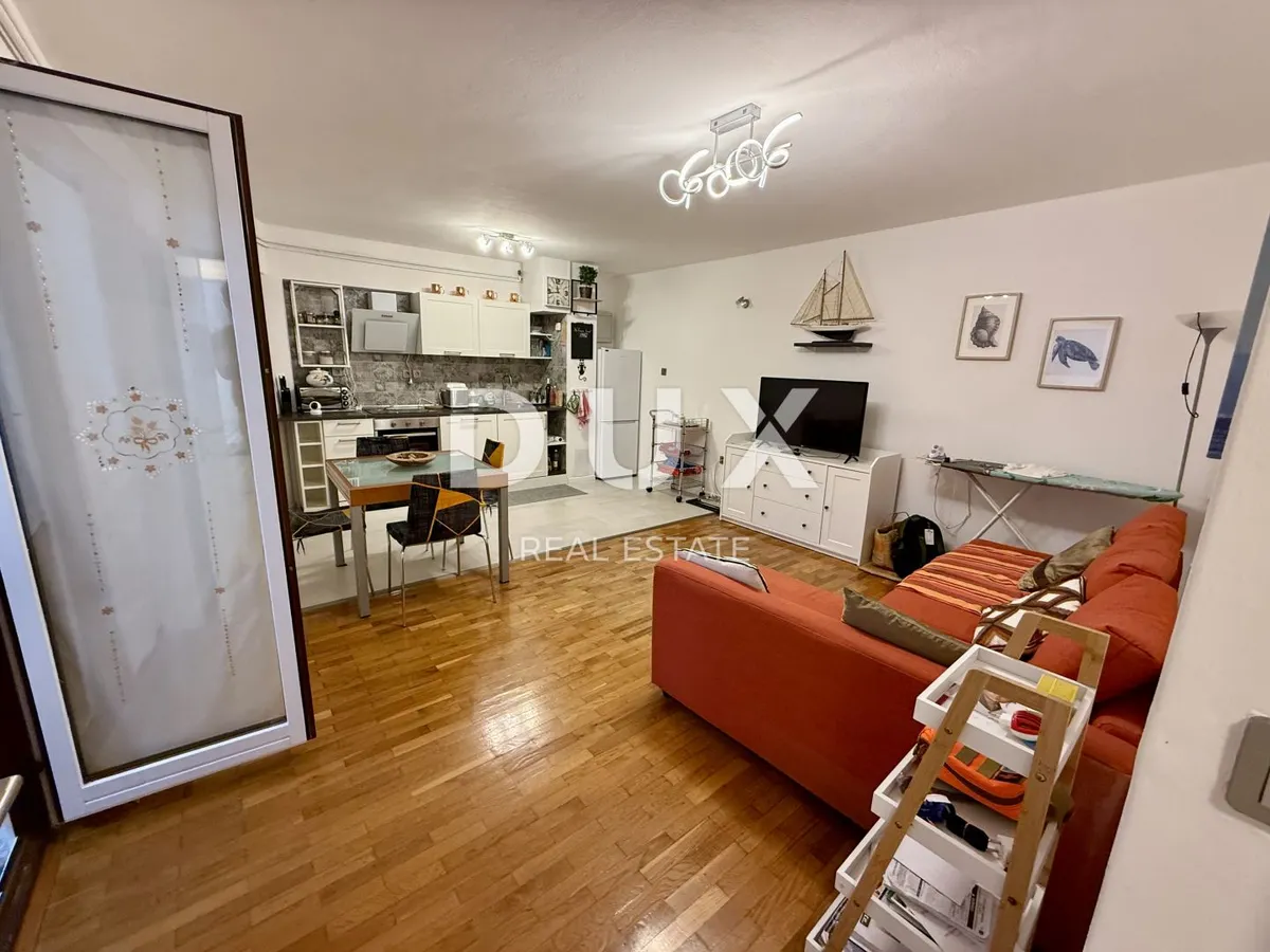 Apartment - Opatija - Okolica, 74m2