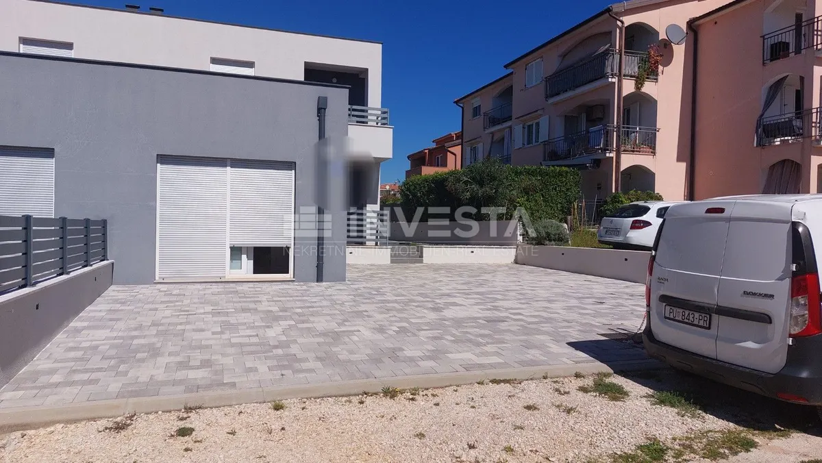 Kuća - Novigrad, 115m2