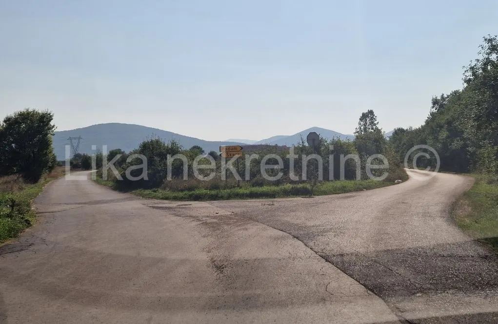 Zemljište - Otočac, 142407m2