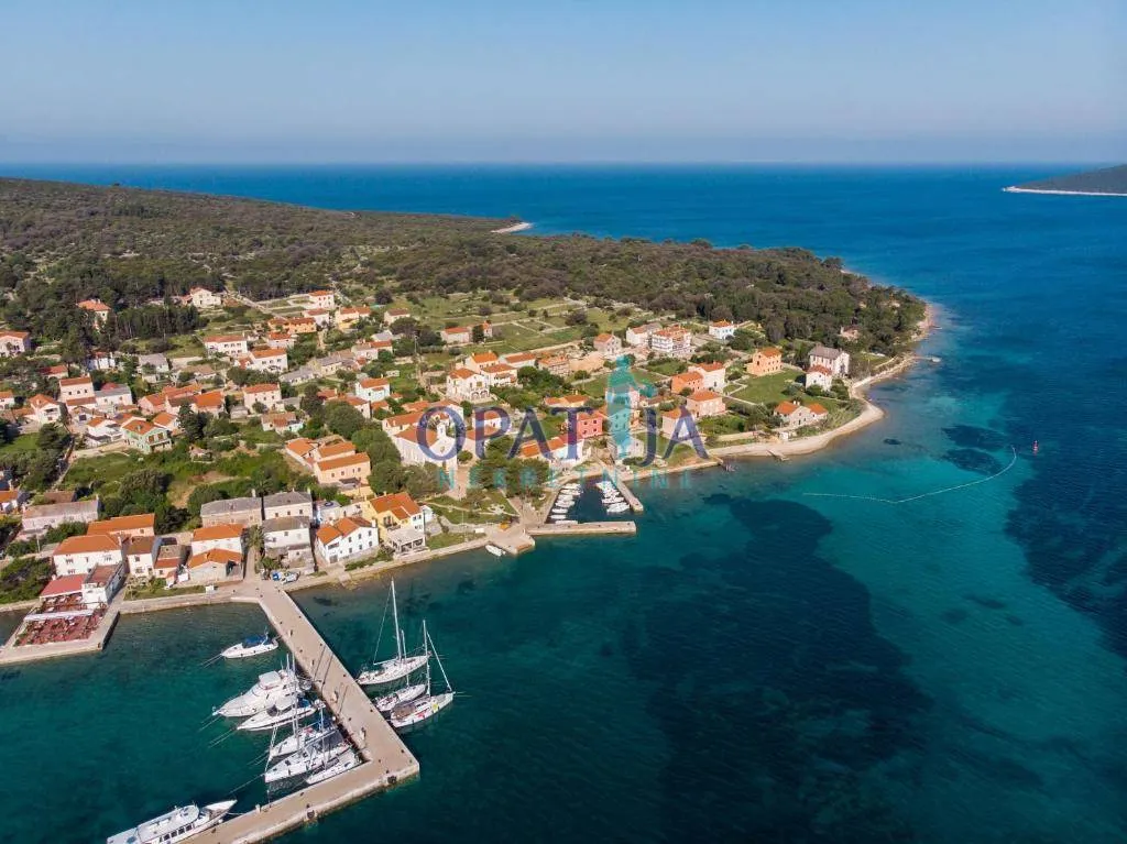 Kuća - Mali Lošinj, 330m2