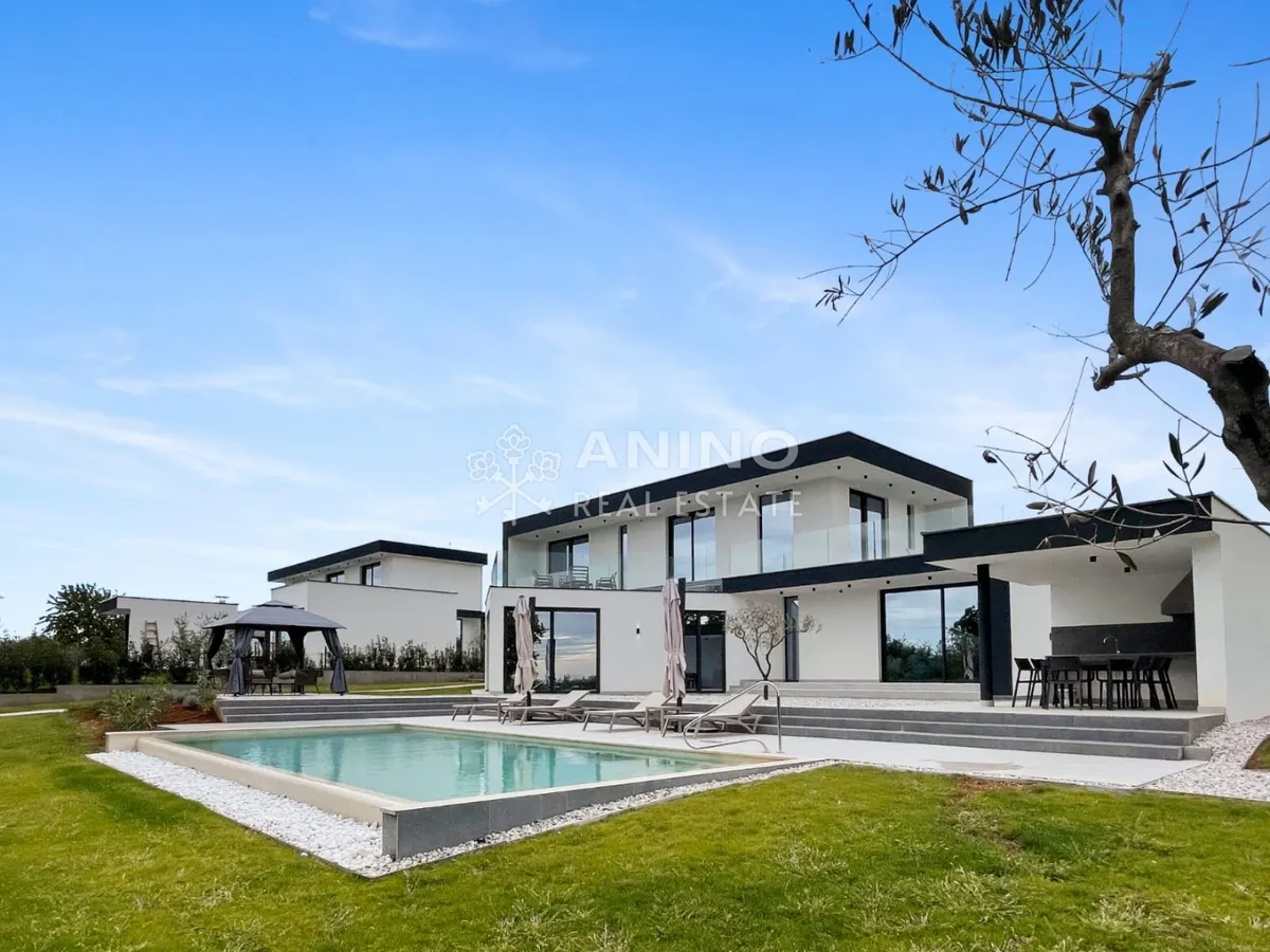 Kuća - Kaštelir-Labinci, 350m2