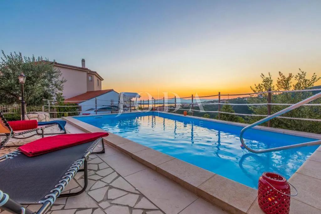 Kuća - Crikvenica, 440m2