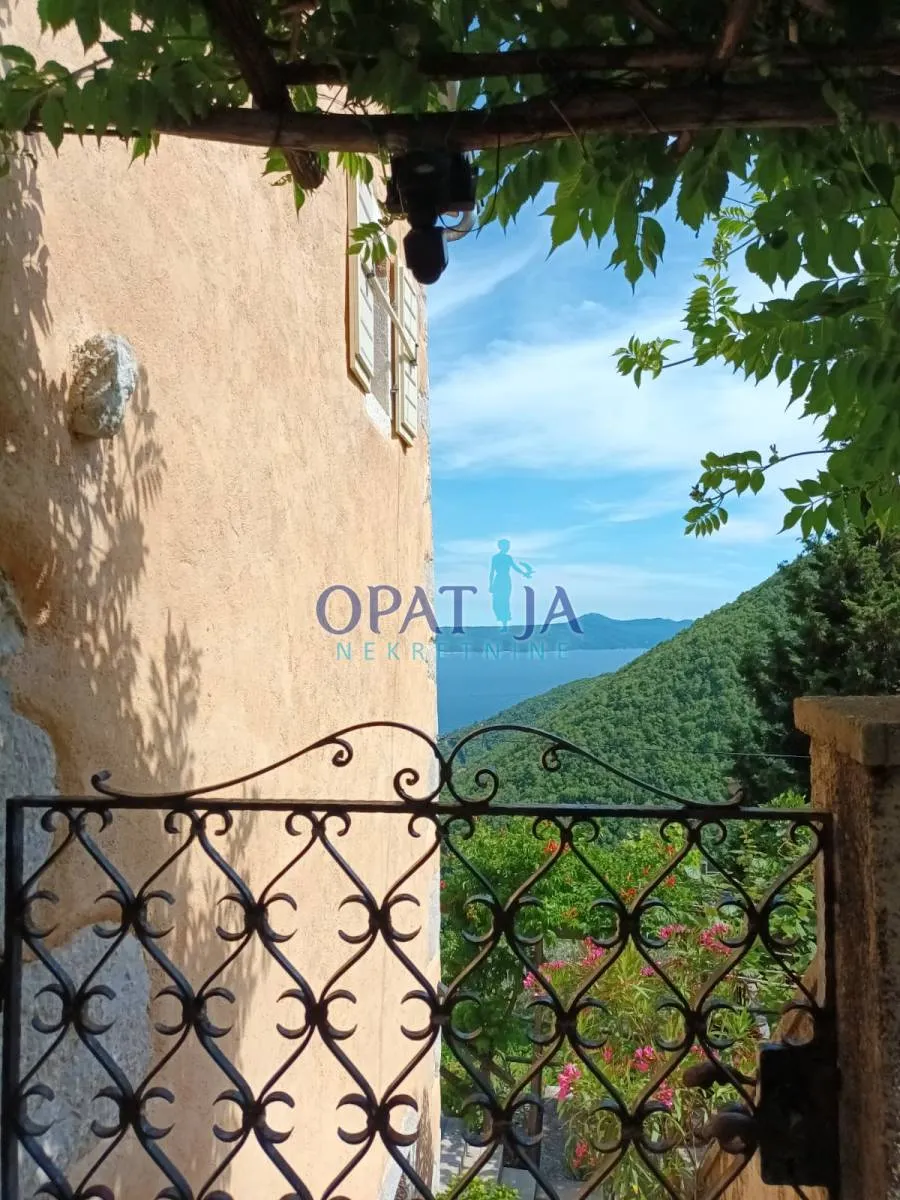 Kuća - Mošćenička Draga, 140m2