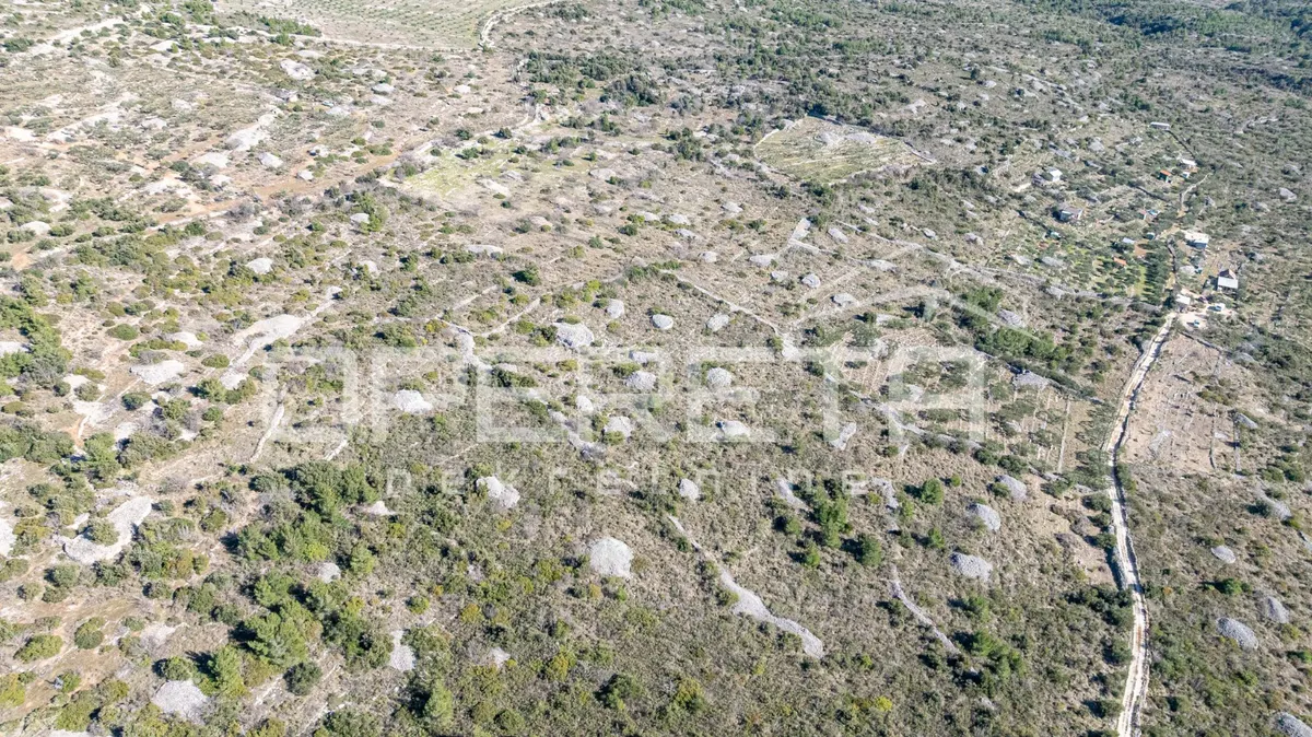 Zemljište - Donji Humac, Brač, Supetar, 4112m2