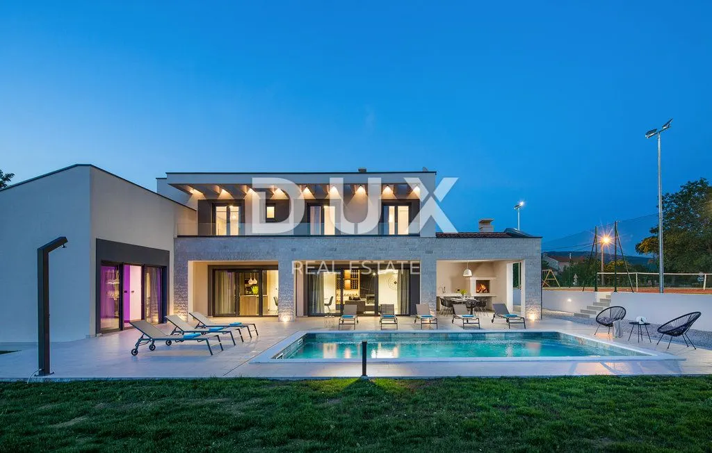Kuća - Labin, 232m2
