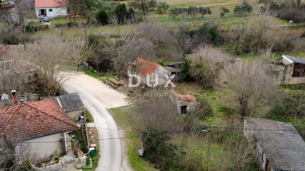 Zemljište - Zemunik Donji, 2432m2