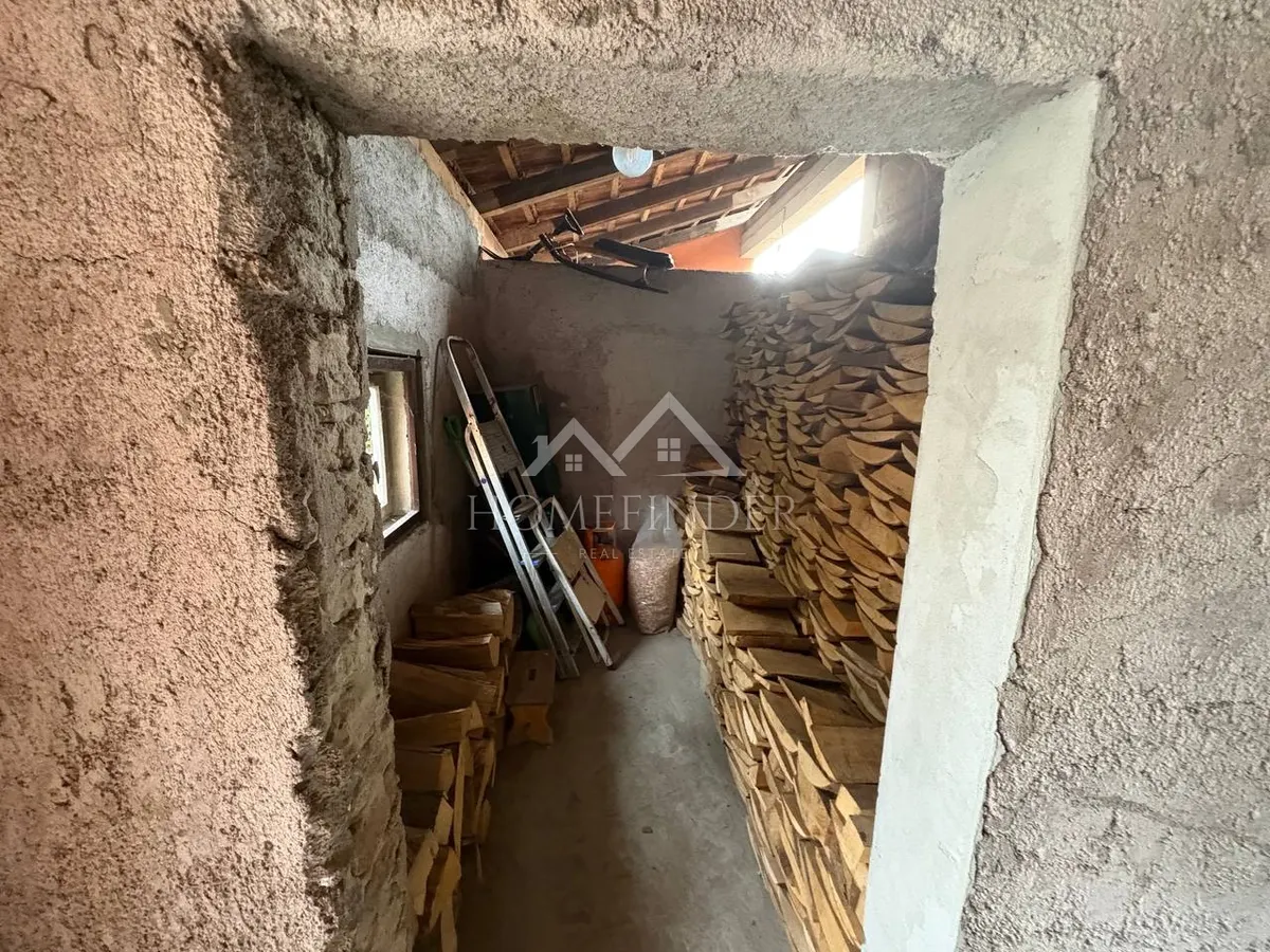 House - Petrinja, 200m2