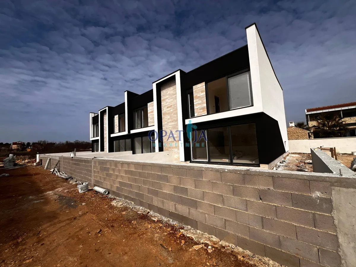 Kuća - Privlaka, 108.04m2