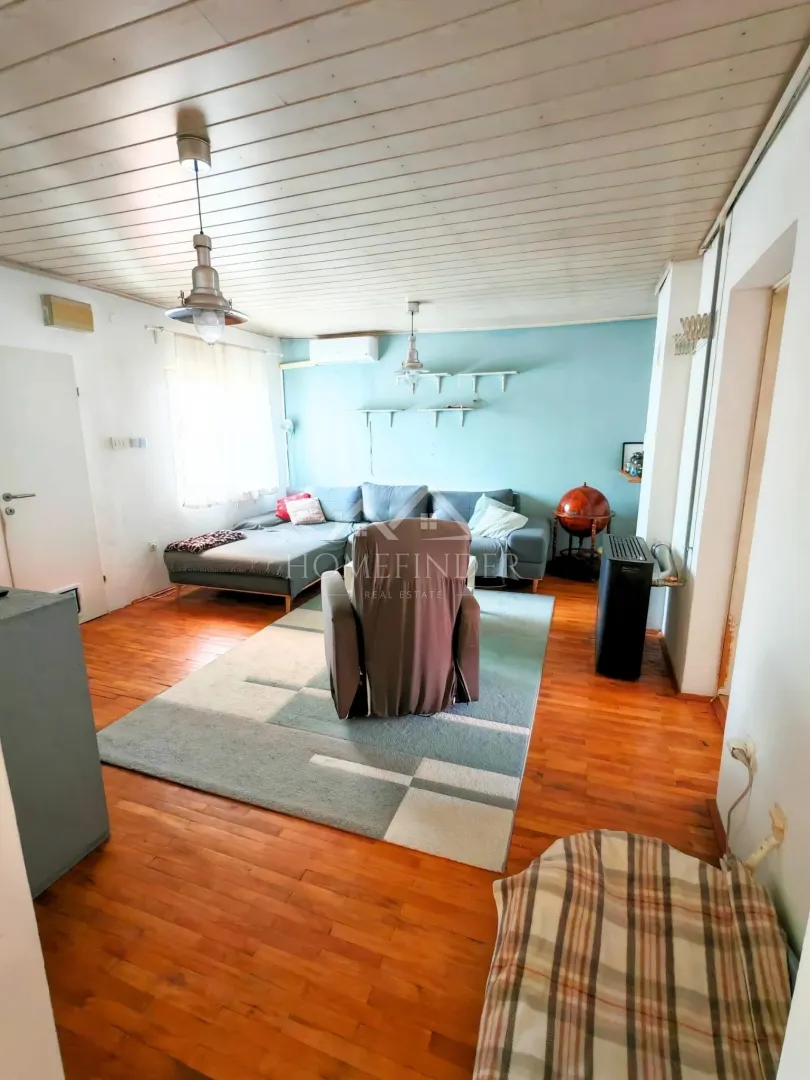 House - Gornja Dubrava, 210m2