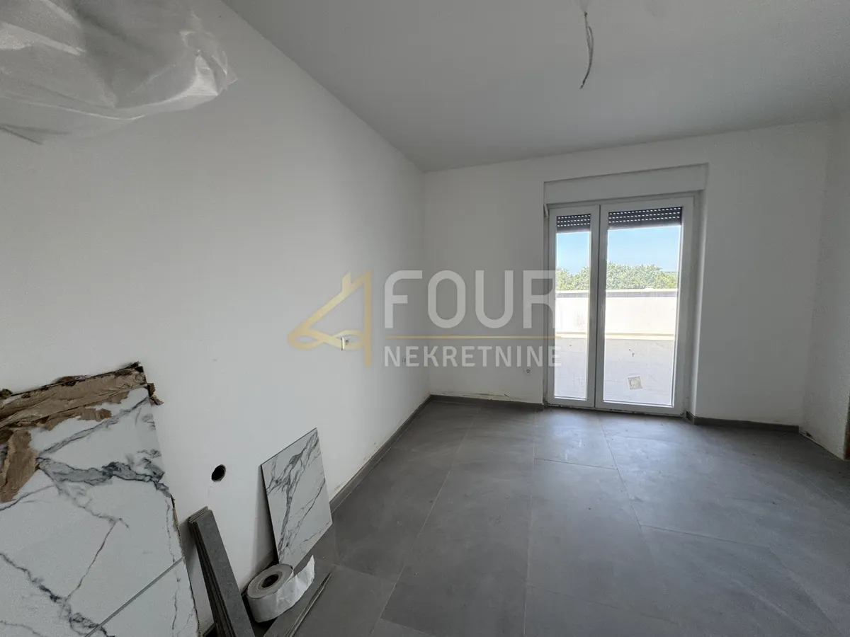 Kuća - Vodnjan, 250m2