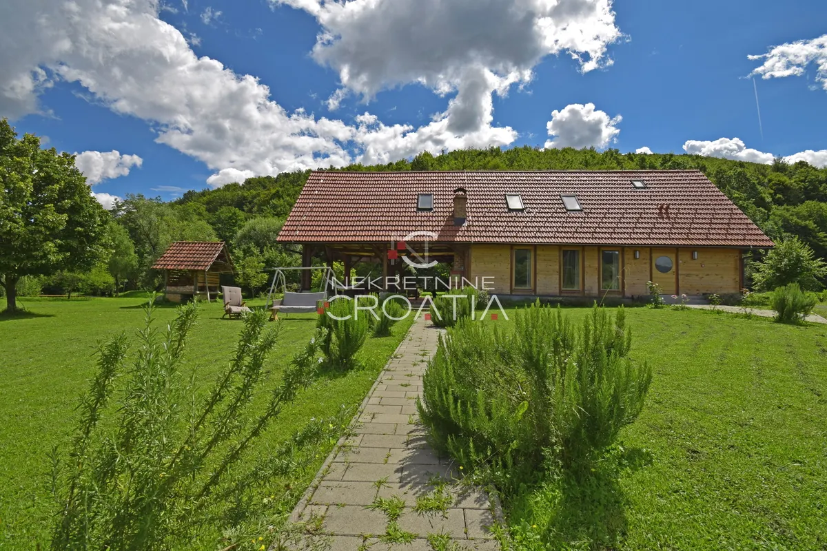 House - Ivanec, 342m2