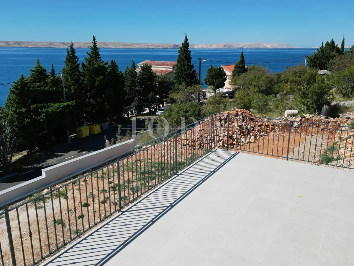 House - Karlobag, 250m2