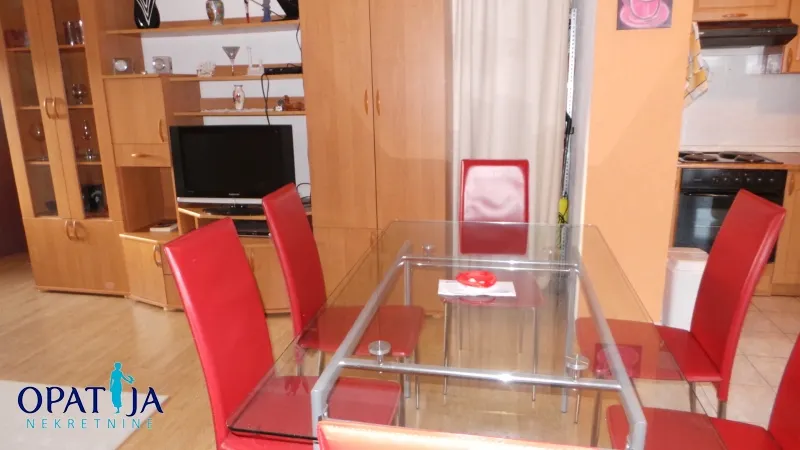 Stan - Opatija, 65m2