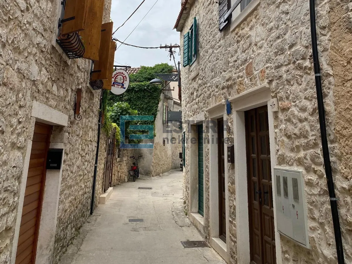 Kuća - Biograd na Moru, 105m2