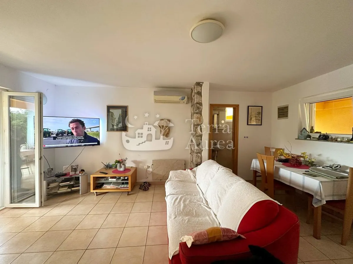 Kuća - Malinska-Dubašnica, 170m2