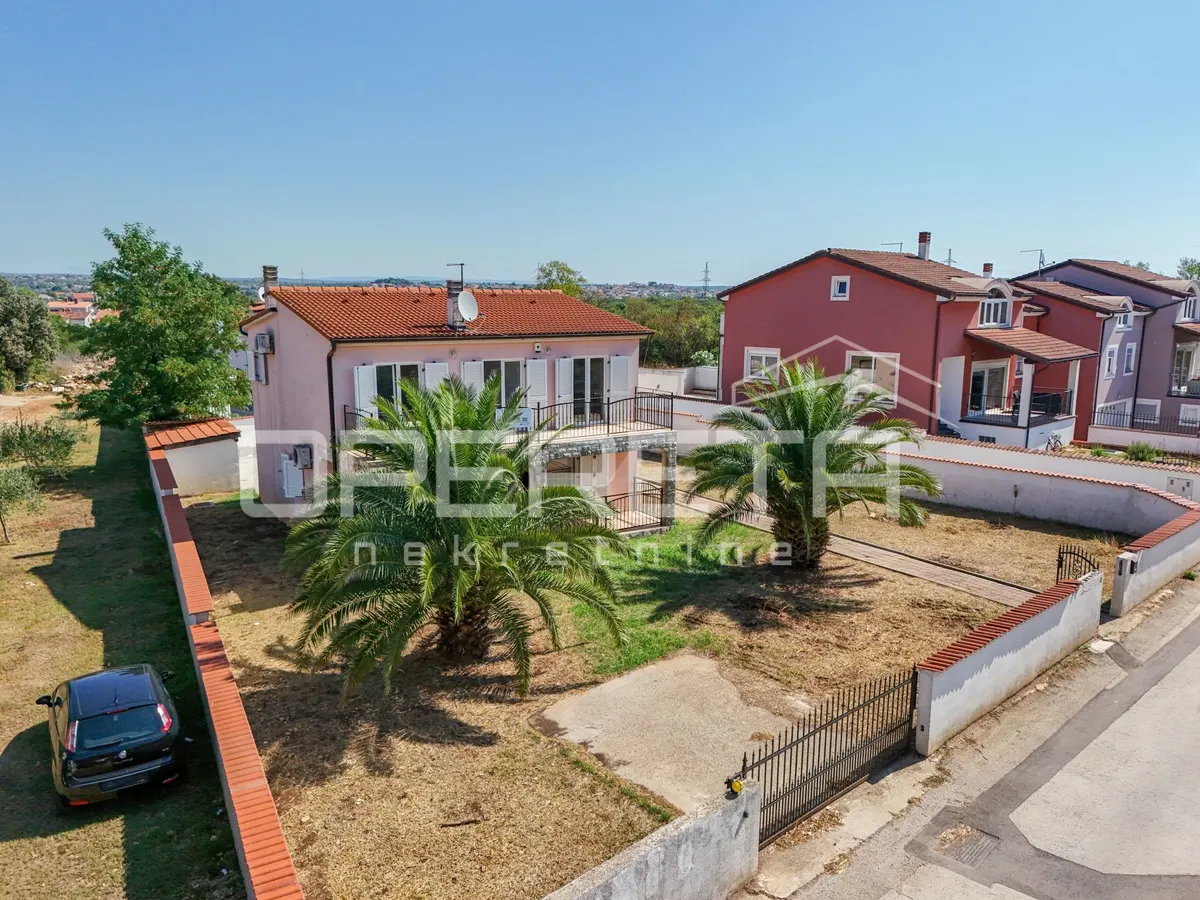 House - Šantamarina, Pula, Pula, 100m2