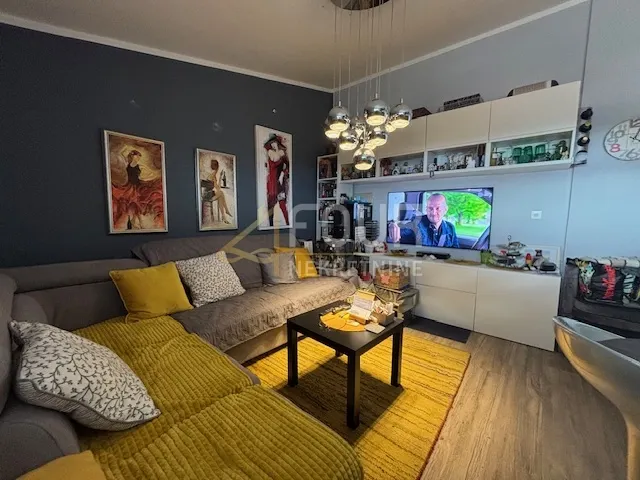 Stan - Novi Vinodolski, 66m2