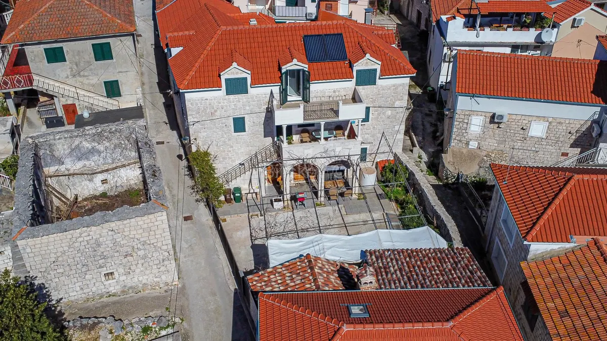 House - Split - Okolica, 300m2