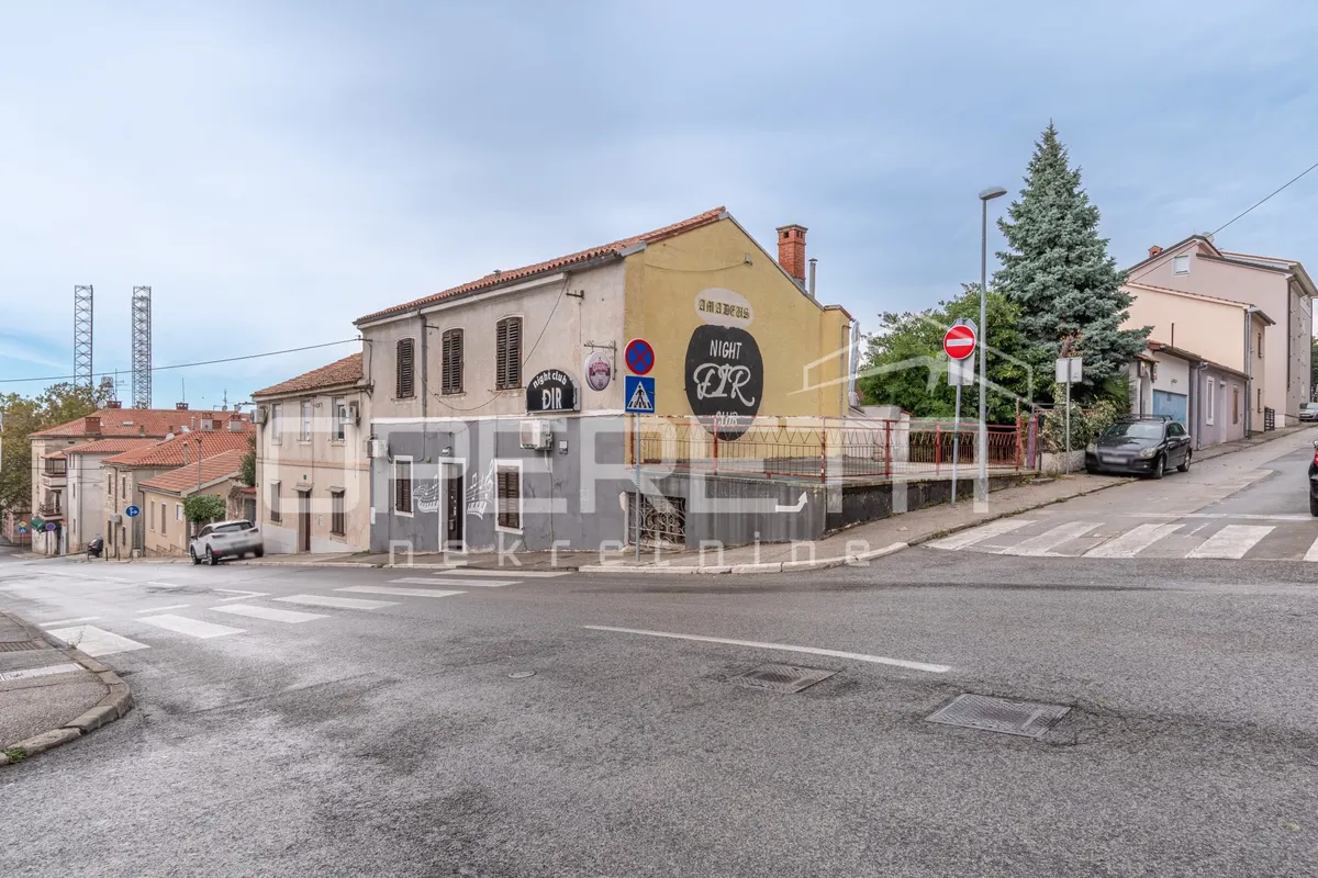 House - Rizzijeva, Pula, Pula, 245m2