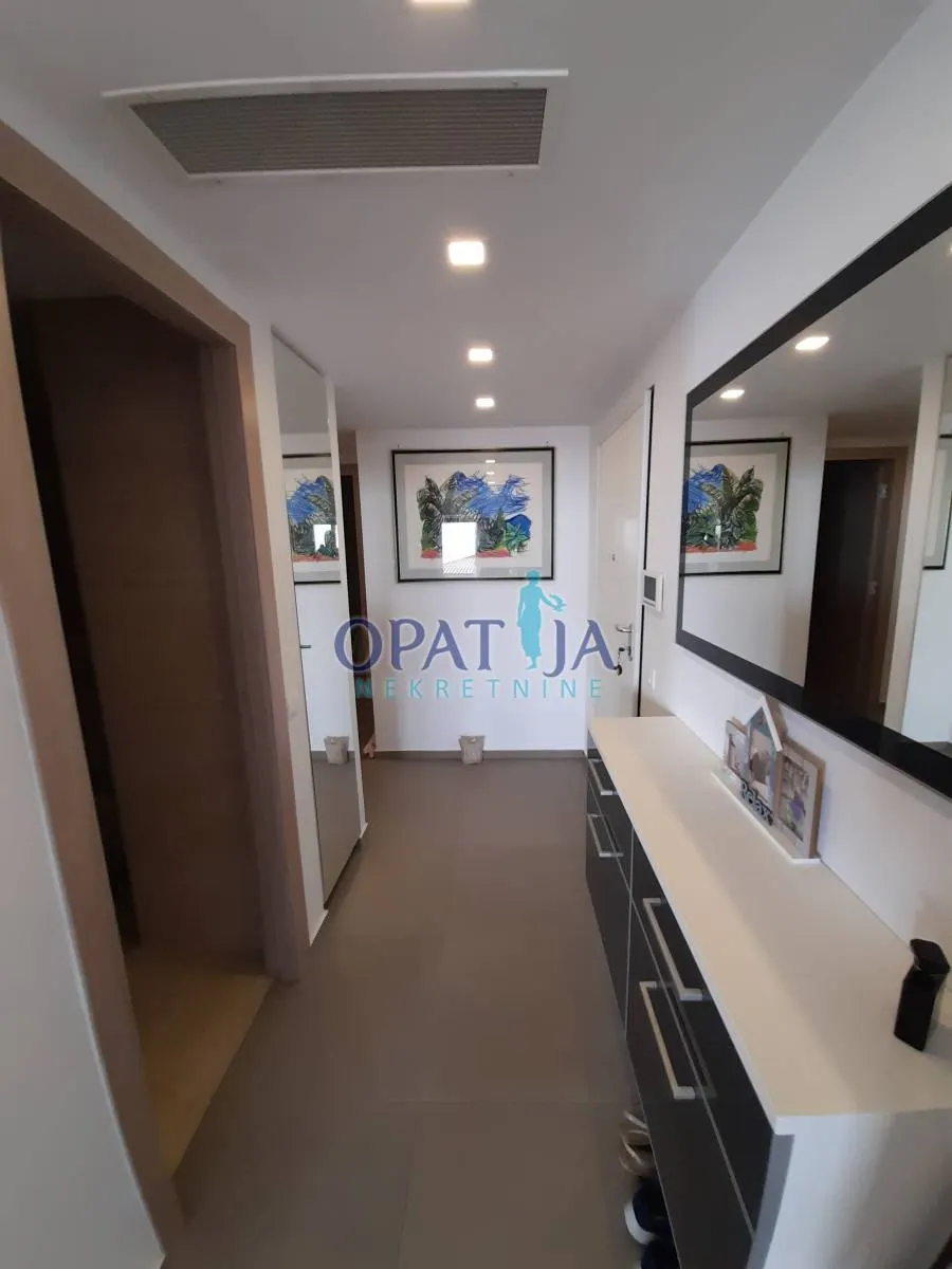 Stan - Opatija, 84m2