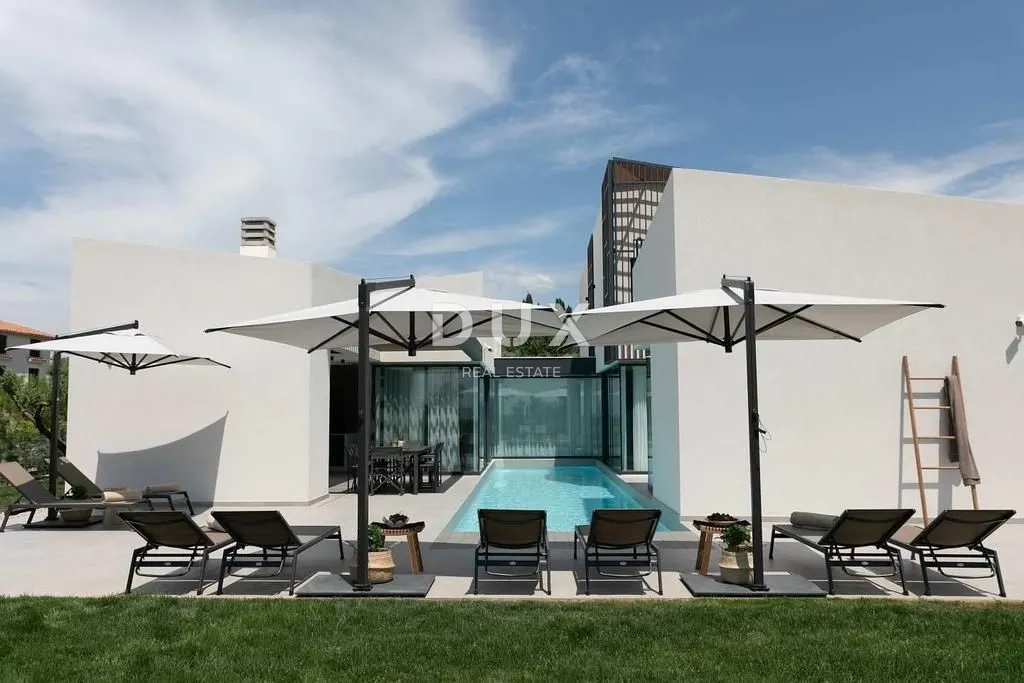Kuća - Poreč, 280m2