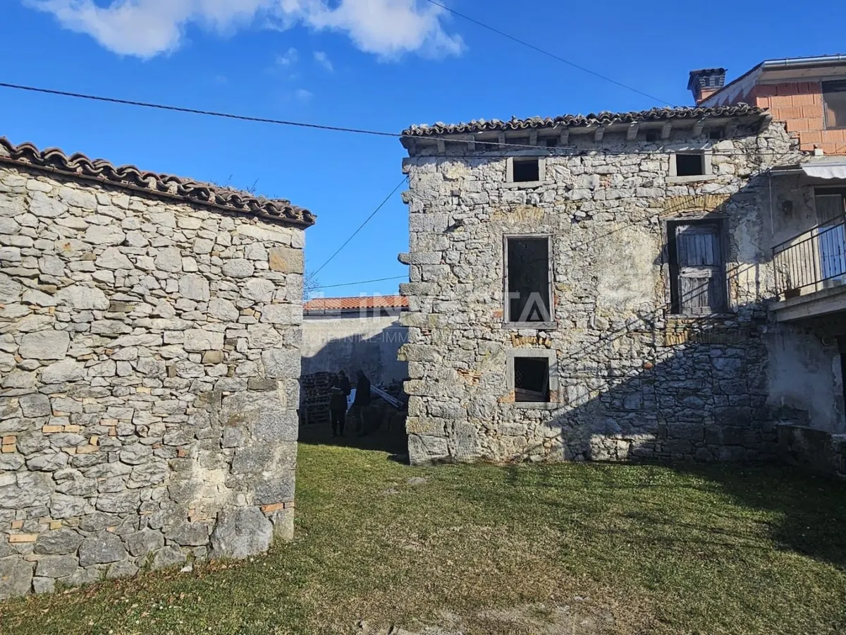 Kuća - Buzet, 135m2
