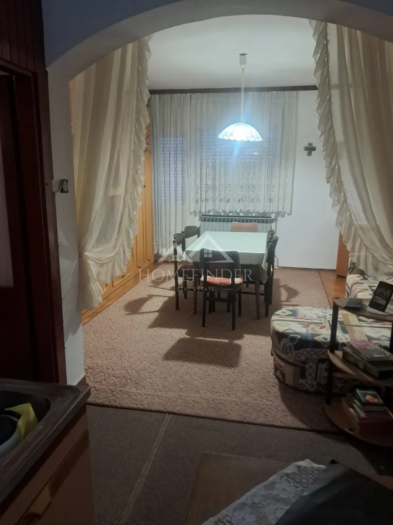 House - Črnomerec, 220m2