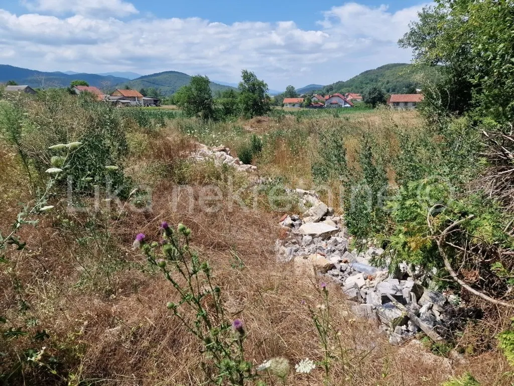 Land - Otočac, 3530m2