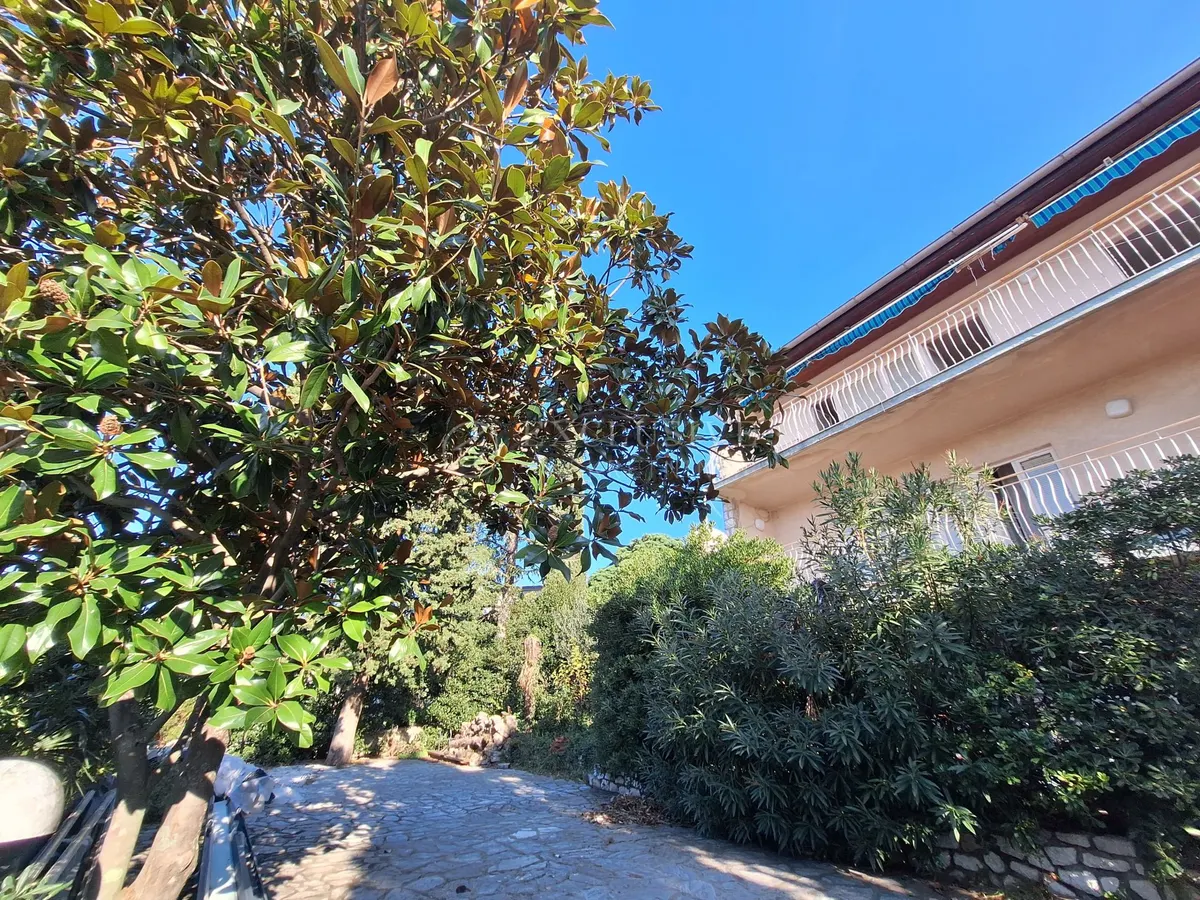 House - Crikvenica, 300m2