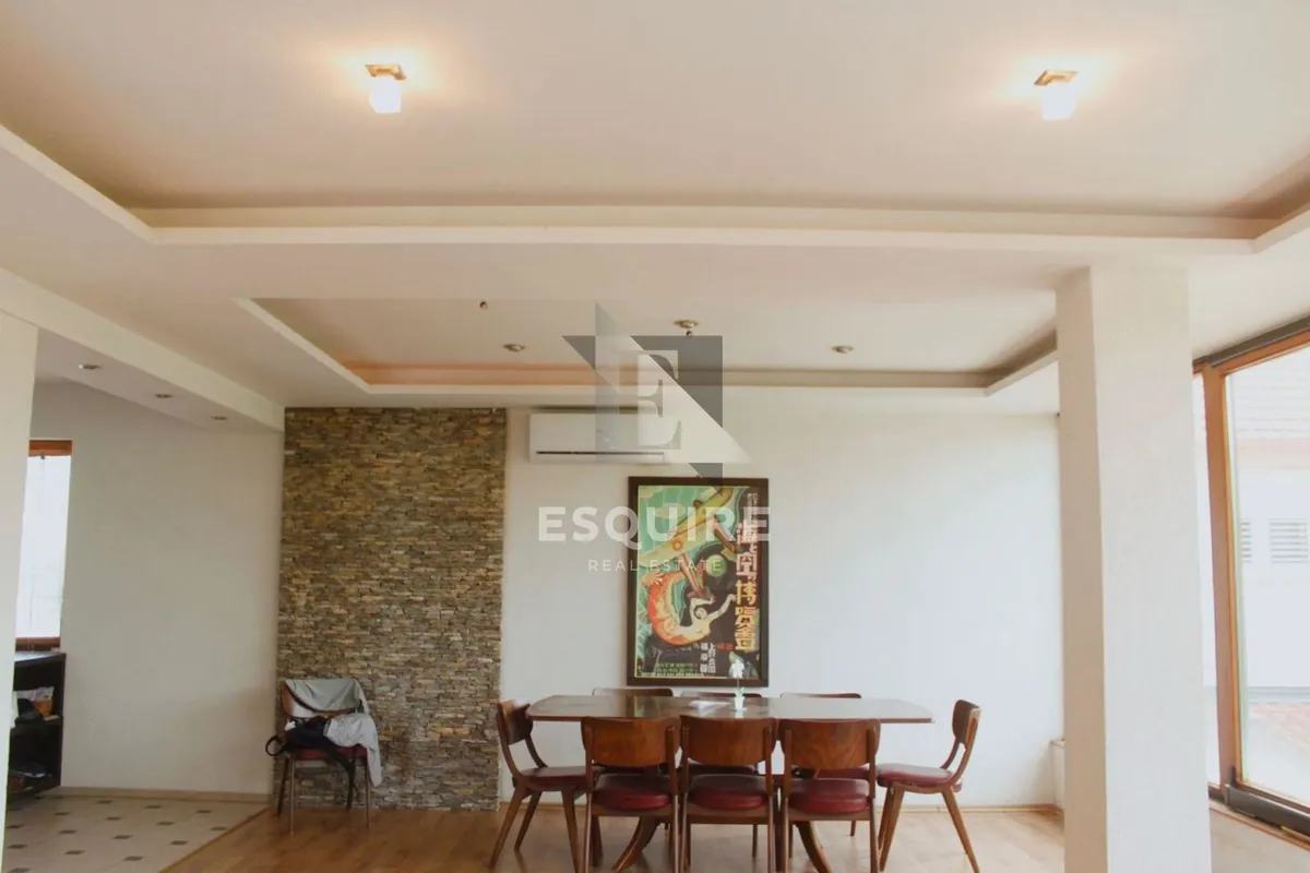 House - Zadar, 253.42m2