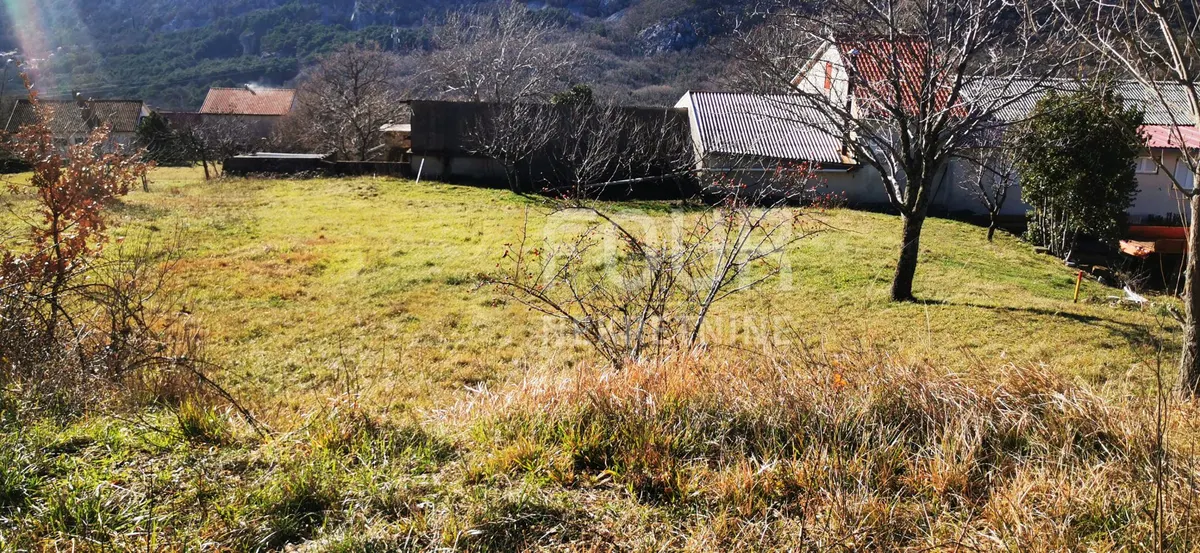 Zemljište - Vinodolska Općina, 700m2