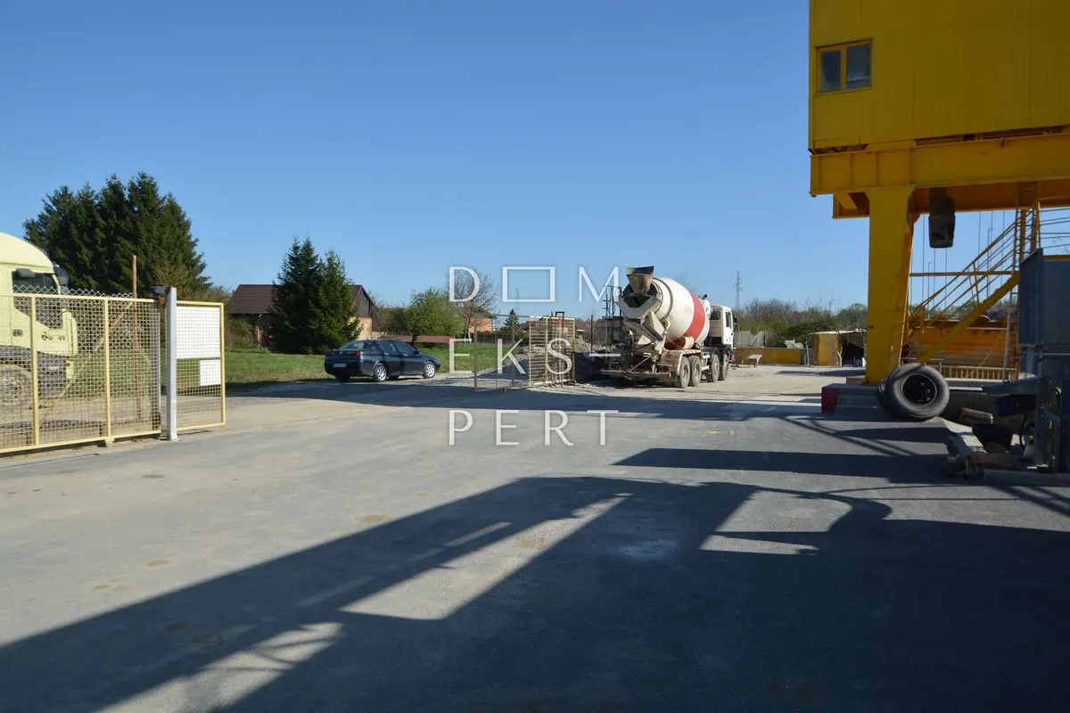 Ured - Dugo Selo - Okolica, 2171m2