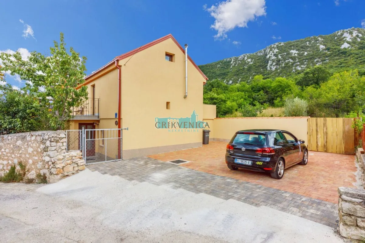 Kuća - Vinodolska Općina, 300m2