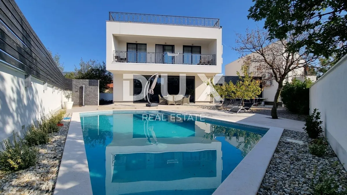 Kuća - Kraljevica, 380m2