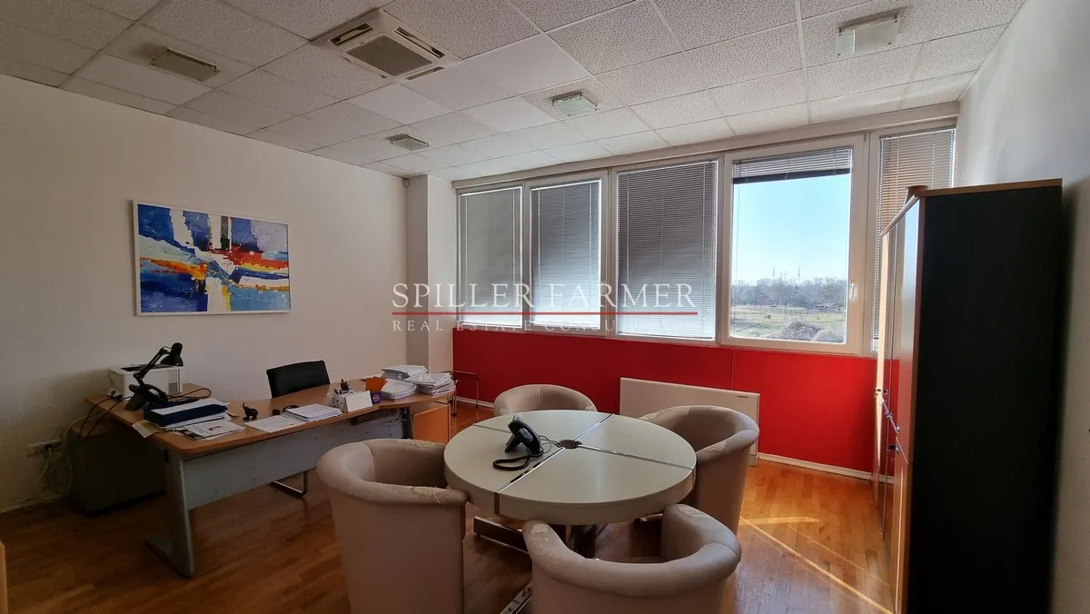 Poslovni Prostor - Savica - Šanci, Zagreb, 1050m2
